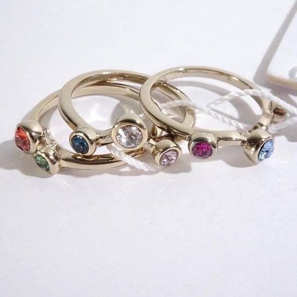 Ann Taylor rainbow Crystal stackable ring  set of 3  NWT $49.50 RAINBOW Sz 7 - Picture 4 of 4